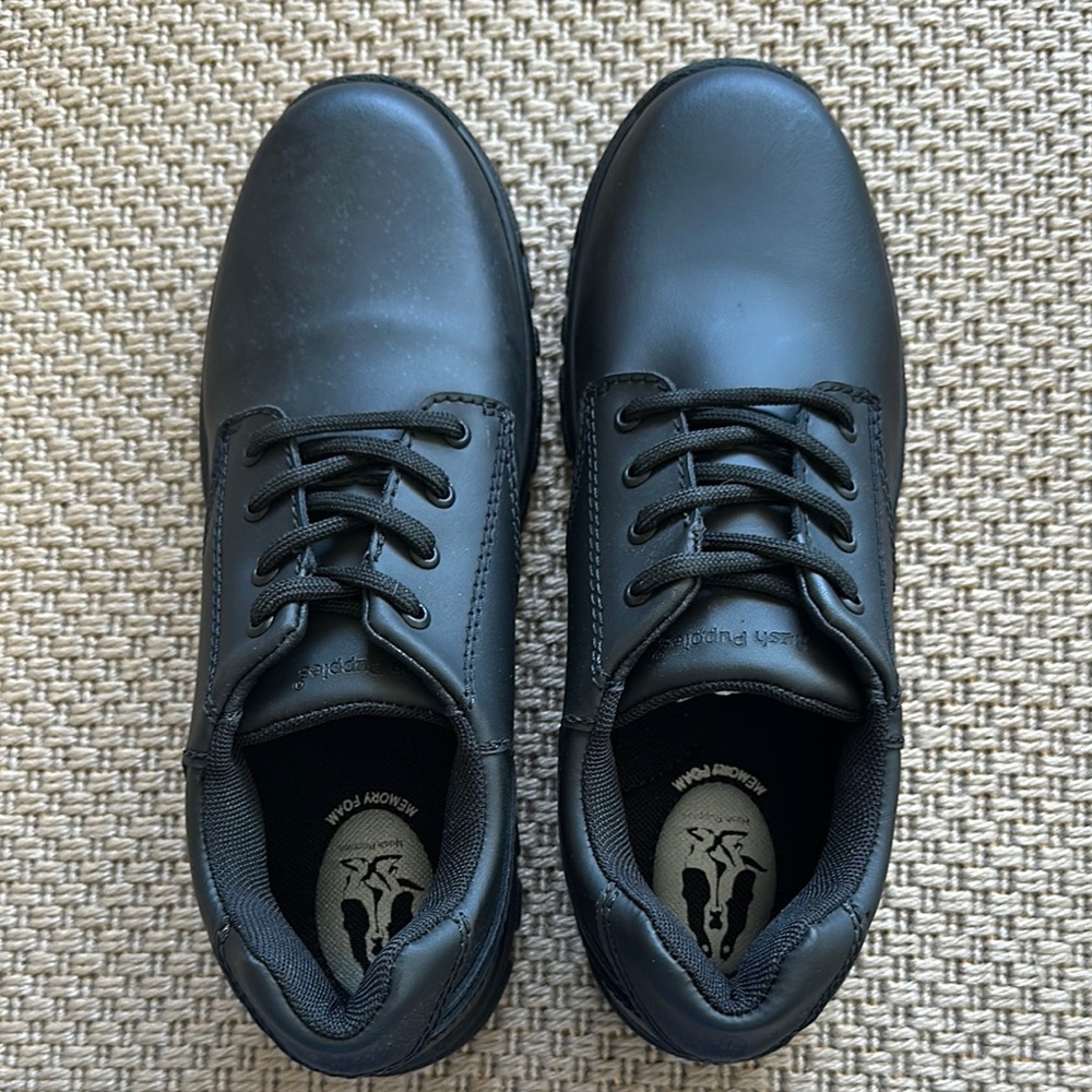 NWT:  Hush Puppies CHAD Black Boy's Oxfords (Big Kid 5.5M)